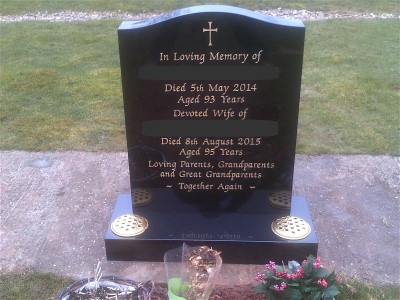 Headstone in Warwick